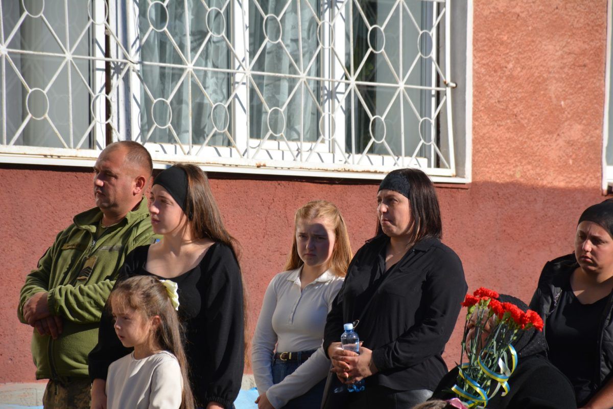 На Надвірнянщині відкрили меморіальні дошки п'ятьом полеглим воїнам 2