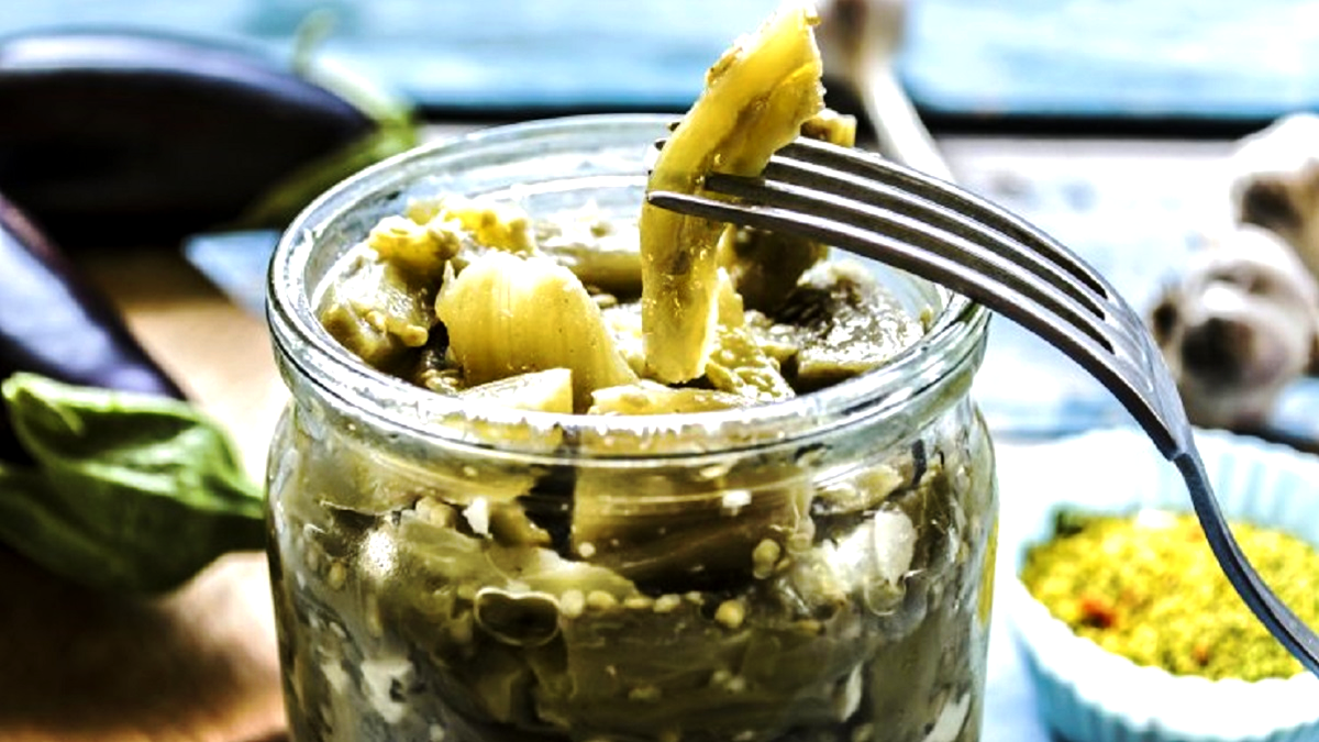 Печериці, баклажани чи огірки: рецепти швидких маринадів 2