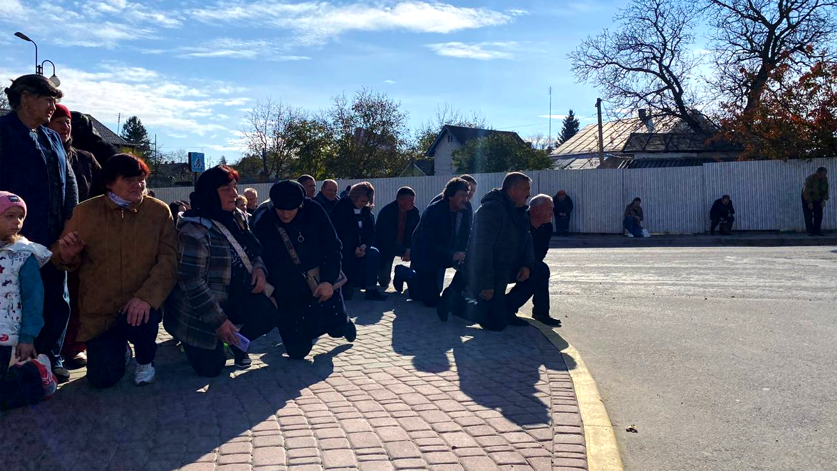 У Городенці зустріли скорботний кортеж з тілом воїна Ярослава Гарасимчука 1