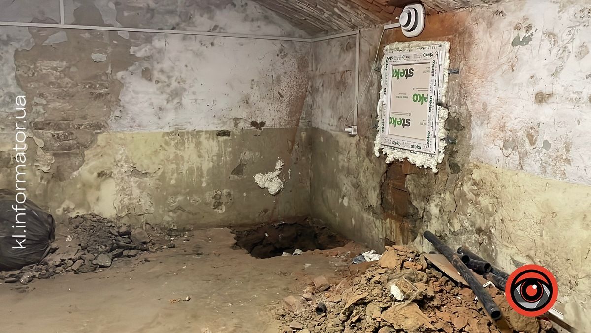 Термін вийшов, нічого не зроблено: що із укриттям коломийської ратуші 7