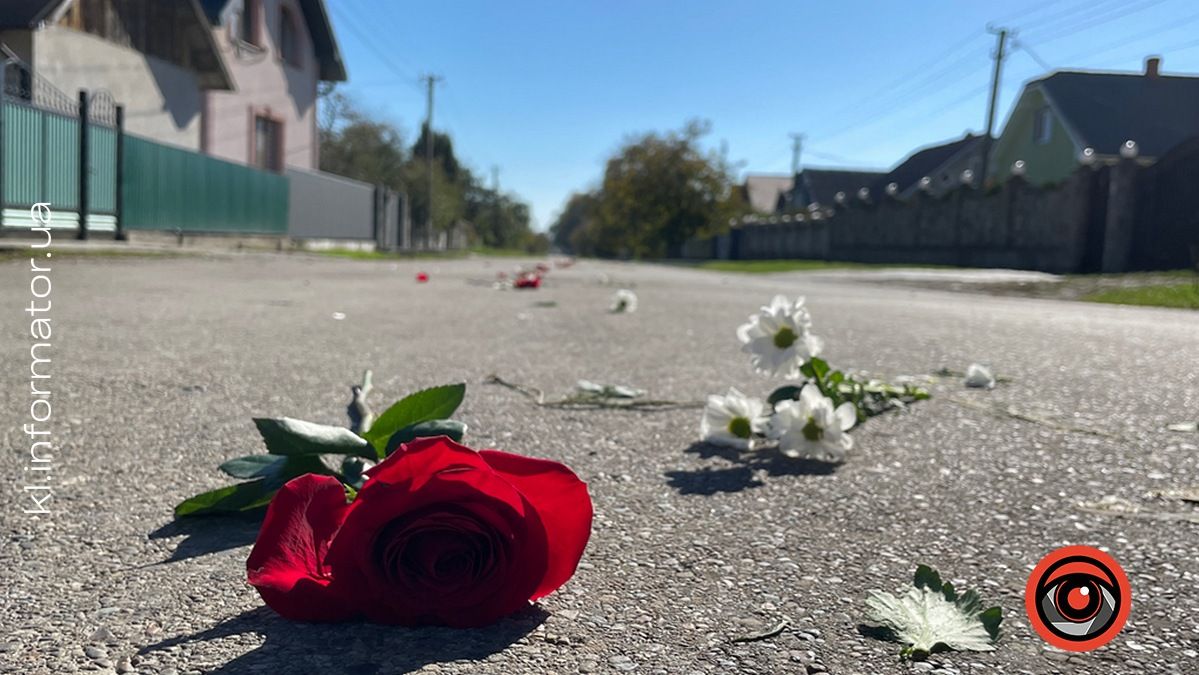 У П'ядицькій громаді попрощалися із Героєм Назаром Марціновським 13