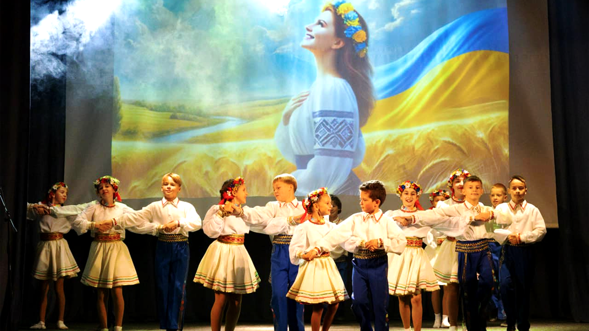 Під час благодійного мистецького концерту у Коломиї зібрали понад 30 тисяч на Mavic 3Т 5