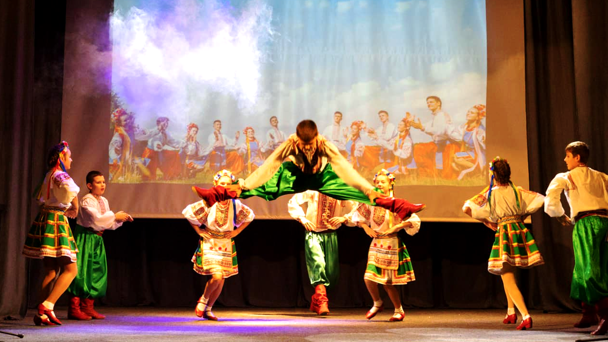 Під час благодійного мистецького концерту у Коломиї зібрали понад 30 тисяч на Mavic 3Т 6