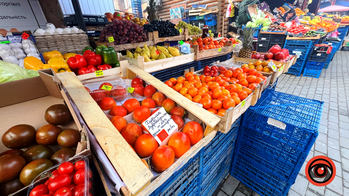 Скільки коштують овочі на ринку в Коломиї наприкінці жовтня 3