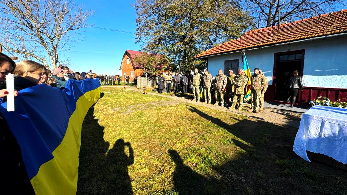 У Княждворі навіки попрощалися з загиблим Іваном Яремином 1