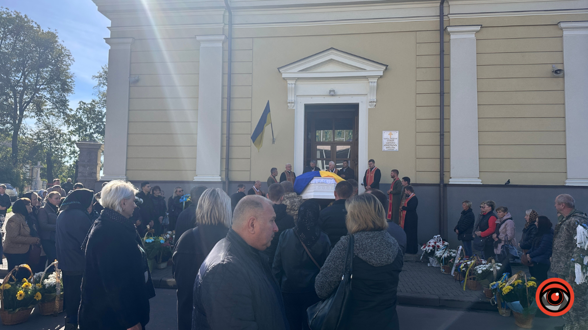 Коломия провела в останню путь Героя Івана Гончарика 13