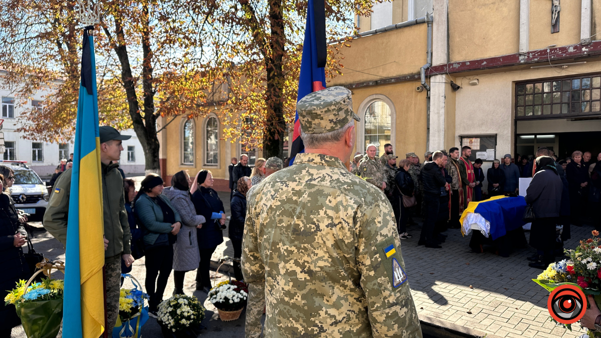 Коломия провела в останню путь Героя Івана Гончарика 5