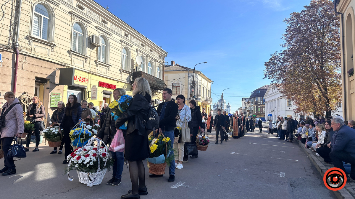 Коломия провела в останню путь Героя Івана Гончарика 7
