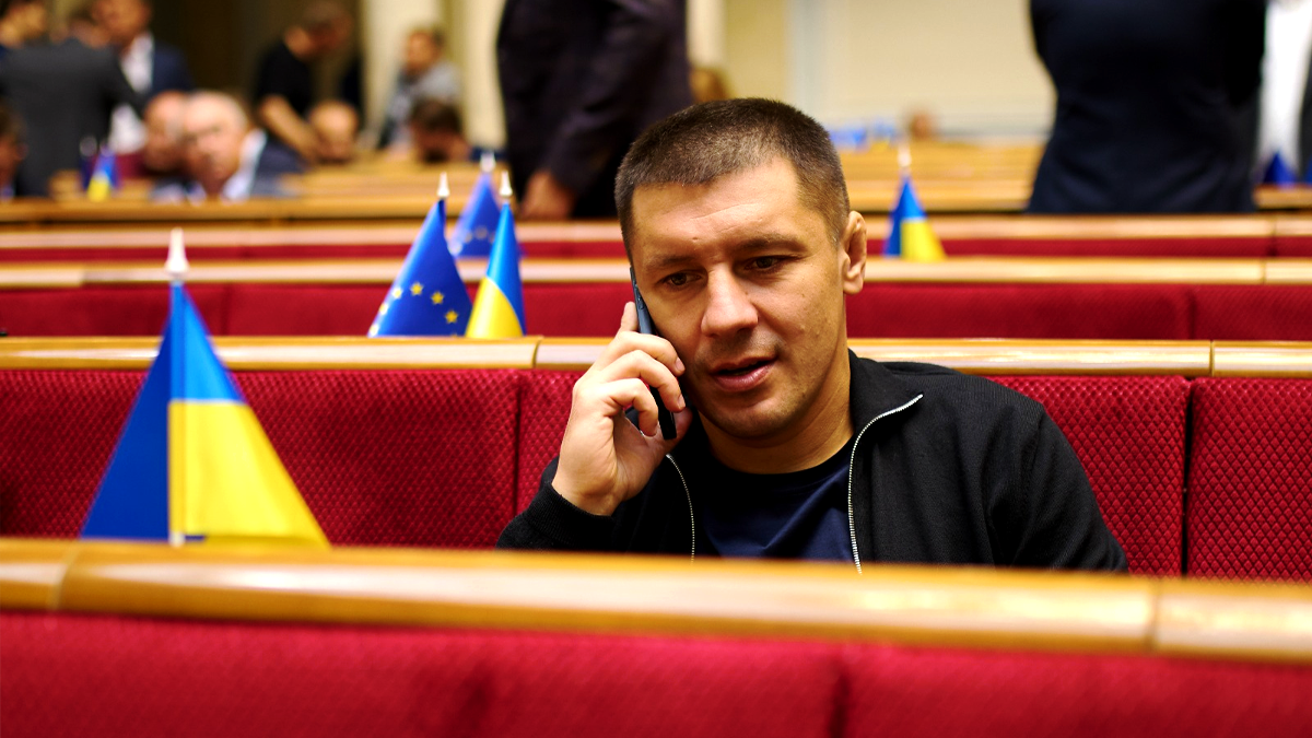 Мільйони готівкою, нерухомість в різних містах області й приз у 1415 гривень: що задекларував прикарпатський нардеп Едуард Прощук