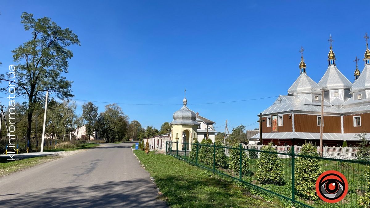 Коломийка, море раків і козаки: походження та історія села Раківчик 27