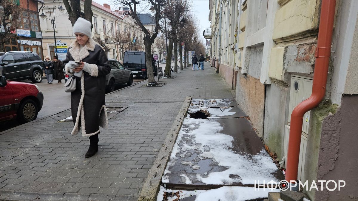 Аби не провалитись стрімголов: небезпека на головній вулиці Коломиї 3