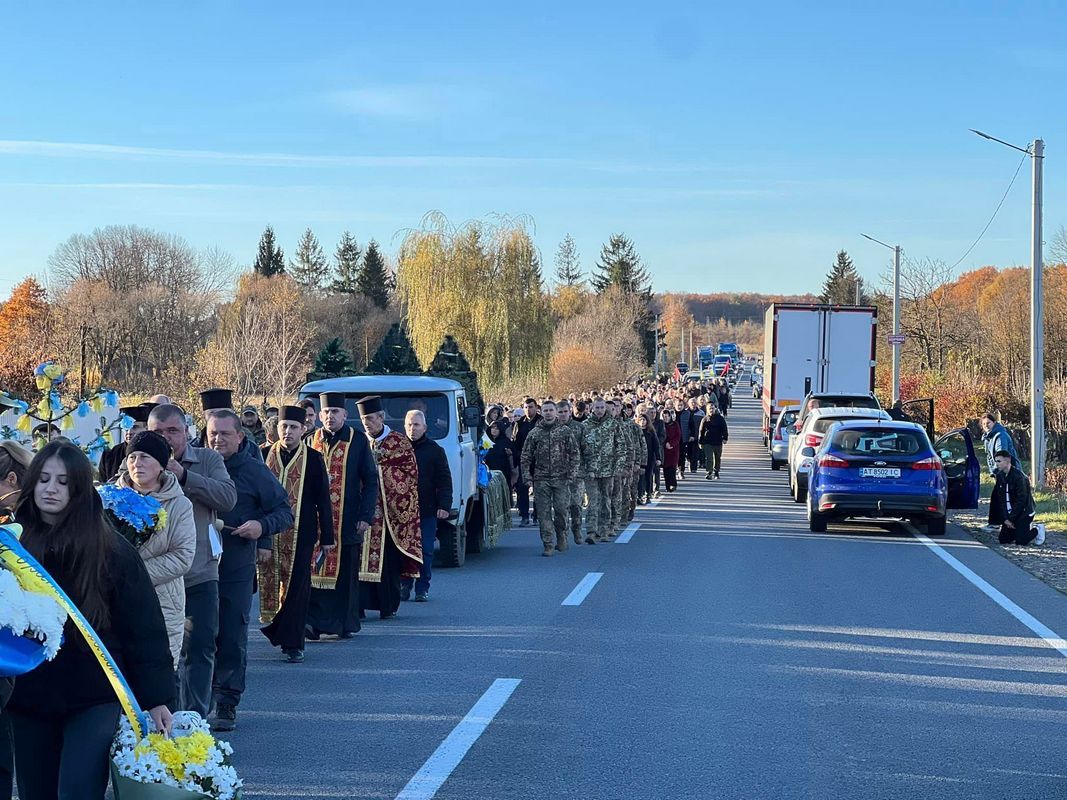 У Лісному Хлібичині попрощалися із молодим воїном Андрієм Андрусишином 2