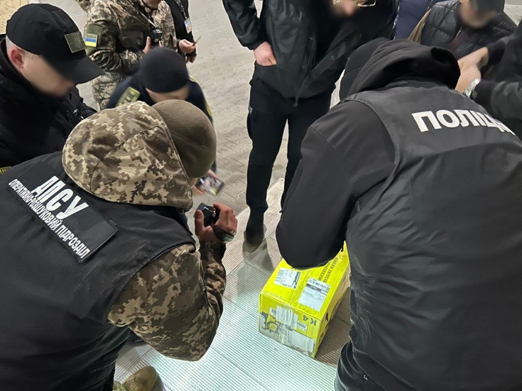 На кордоні з Польщею прикордонники виявили майже 9 кг психотропних речовин 1