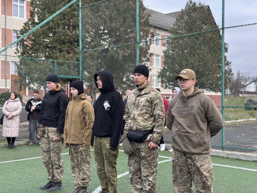 У Лісному Хлібичині провели військово-патріотичний вишкіл 3