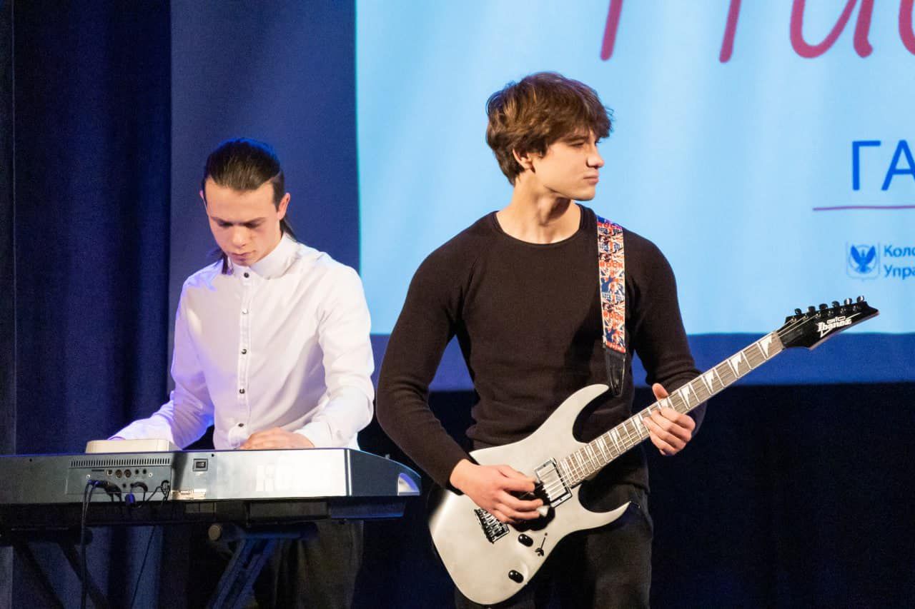 В Коломиї відбувся гала-концерт фестивалю-конкурсу "Студентська осінь писанкова" 5