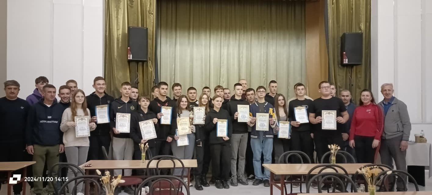 З нагоди Дня студента в Коломиї провели турніри з шахів і шашок 1