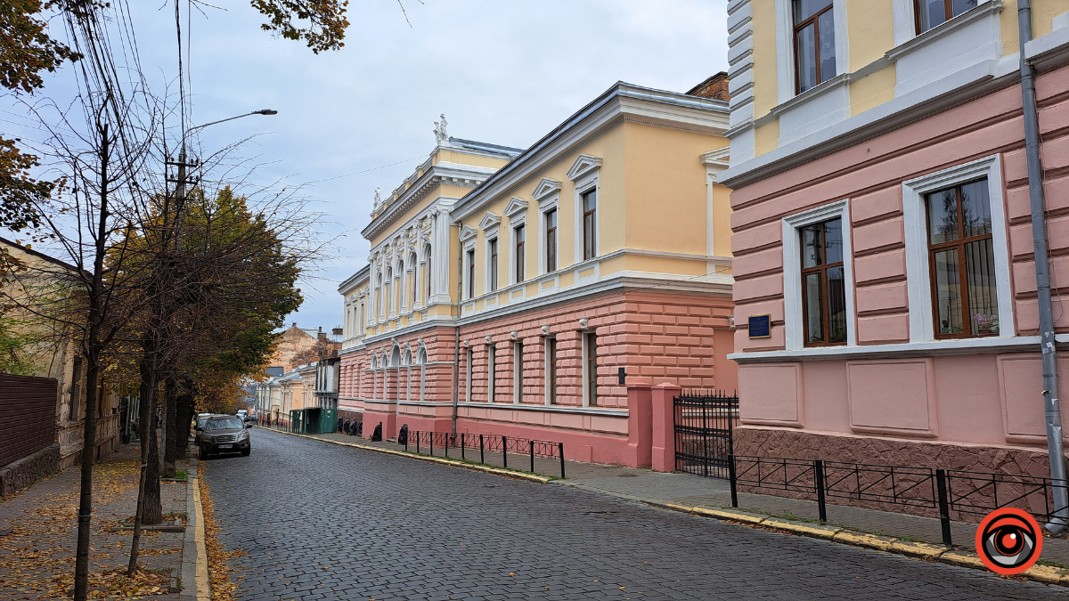 Осінні Чернівці в золотих барвах: фоторепортаж від Інформатора 10