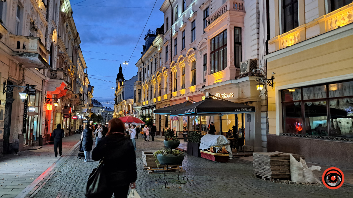 Осінні Чернівці в золотих барвах: фоторепортаж від Інформатора 4
