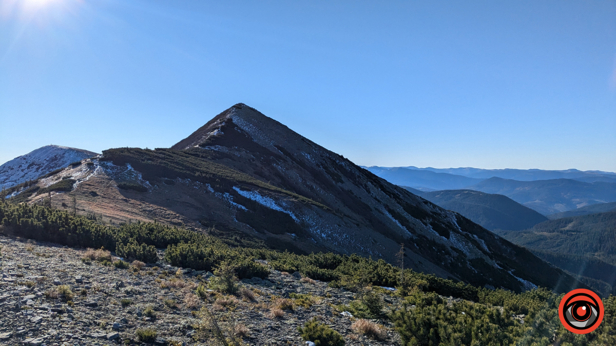 Неприступні та чарівні: фоторепортаж Ґорґан на порозі зими 32
