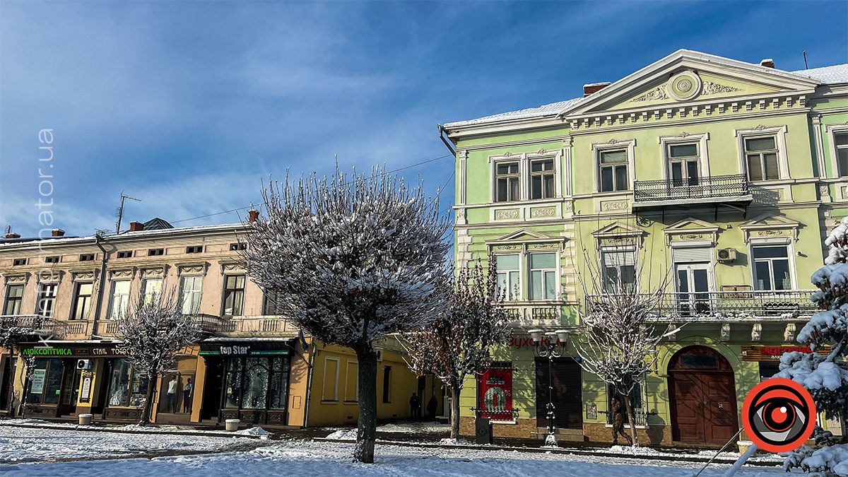 Засніжена Коломия: фоторепортаж білосніжного міста у листопаді 2024 3