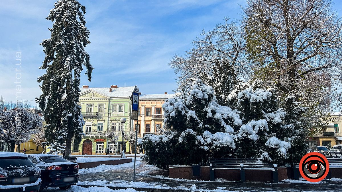 Засніжена Коломия: фоторепортаж білосніжного міста у листопаді 2024 11