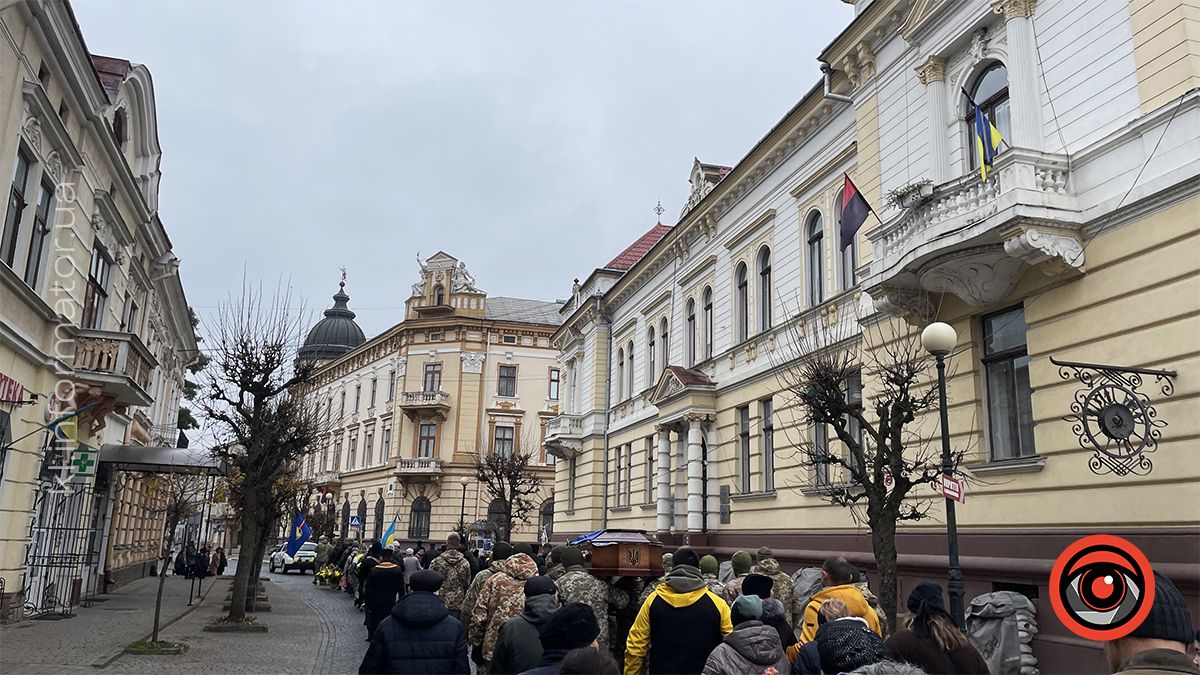 У Коломиї вічний спочинок знайшов воїн із Херсонщини Сергій Кобець 6