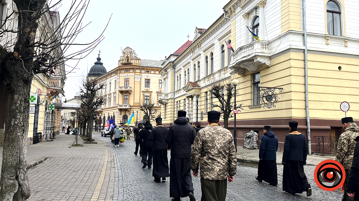 У Коломиї попрощалися з померлим захисником Юрієм Титинюком 7