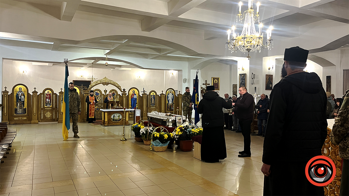 У Коломиї попрощалися з померлим захисником Юрієм Титинюком 1