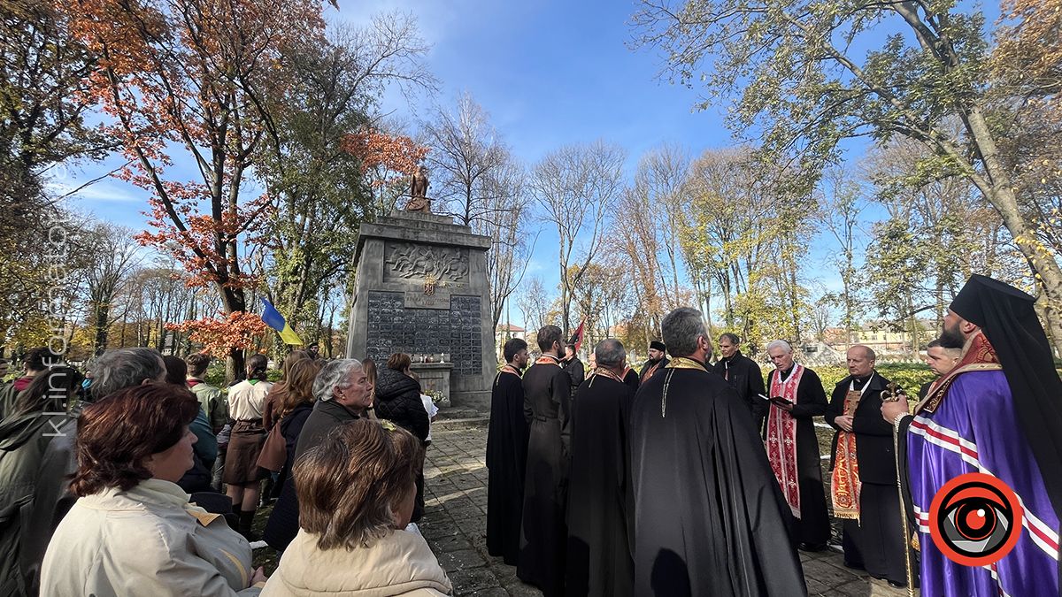 У Коломиї вшанували пам'ять борців за незалежність з нагоди 106-ї річниці утворення ЗУНР 5