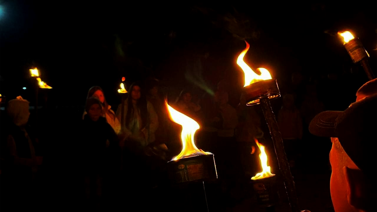 У Велесову ніч у Саджавці пройшла смолоскипна хода 3