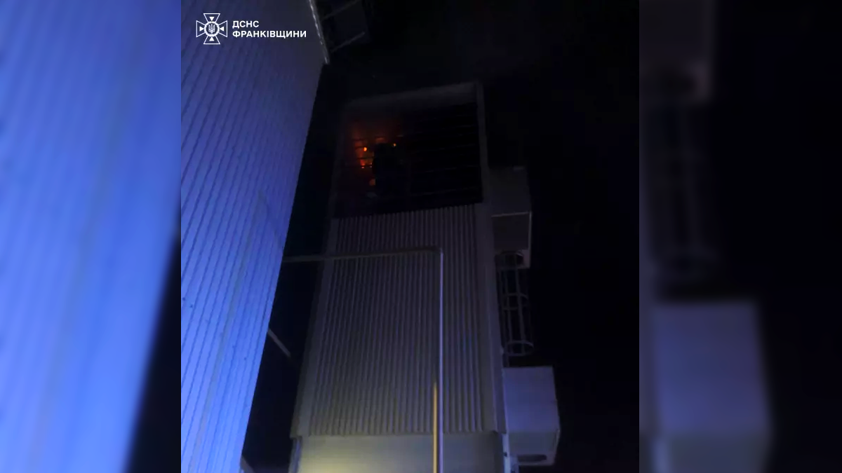 Вночі 15 листопада у Коломиї спалахнула сушка з соєю