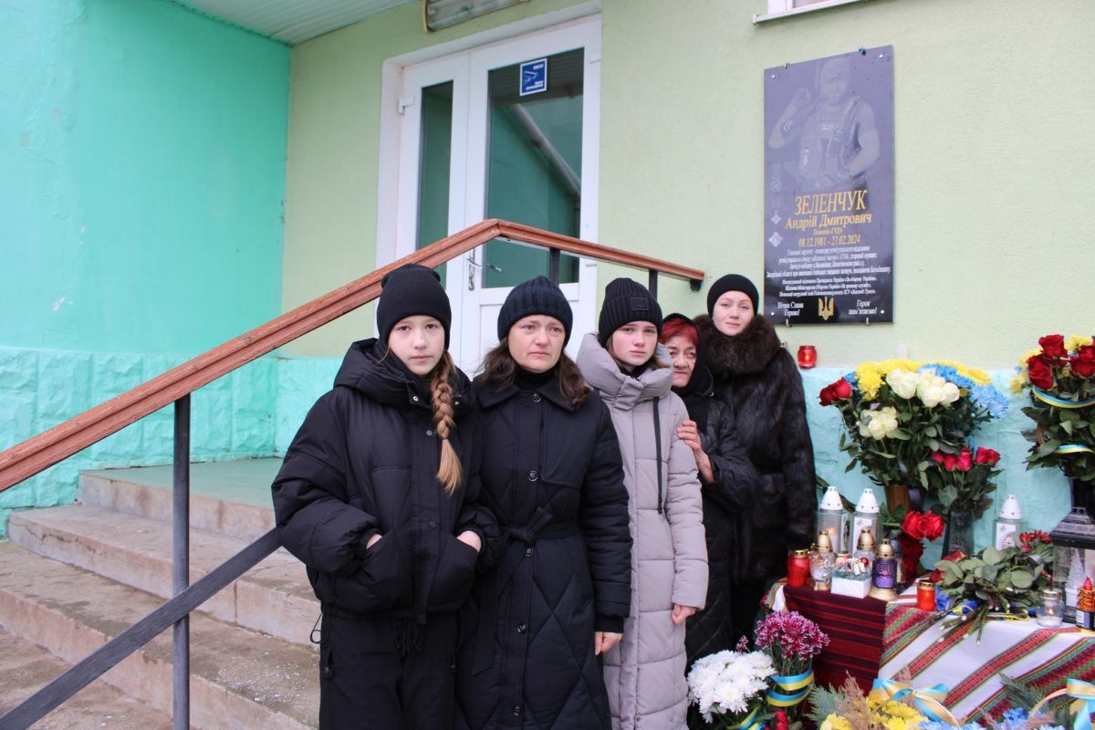 У Верховині відкрили меморіальні дошки двом полеглим Героям 3