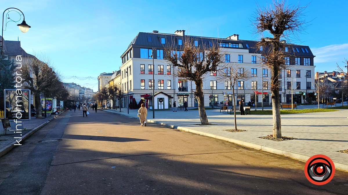 Засніжена з ароматом Різдва | Якою була Коломия в грудні 2024 5