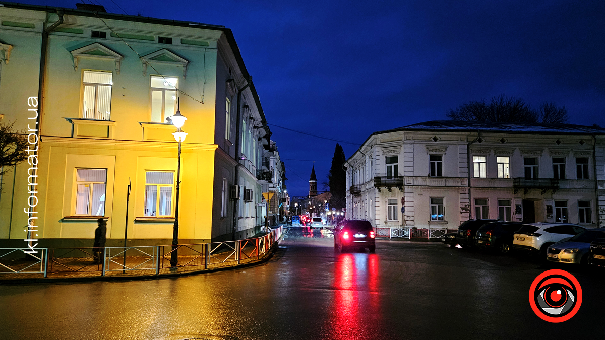 Засніжена з ароматом Різдва | Якою була Коломия в грудні 2024 1