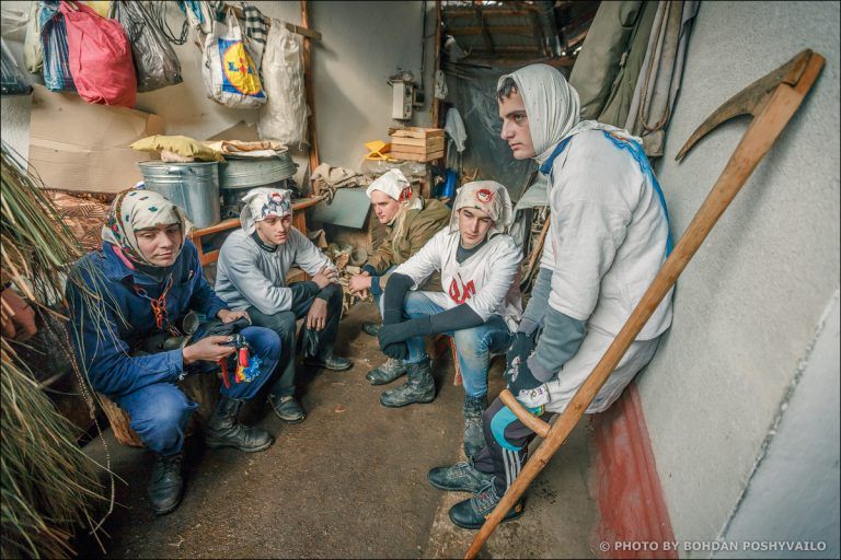 Обряд переодягання, борінка та щедрування по хатах: як маланкують на Коломийщині 4