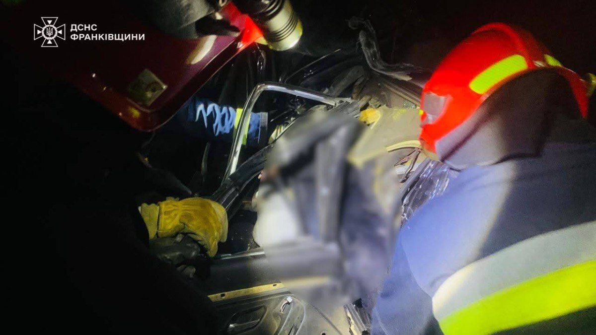У моторошному ДТП на Прикарпатті загинуло 5 молодих людей 2