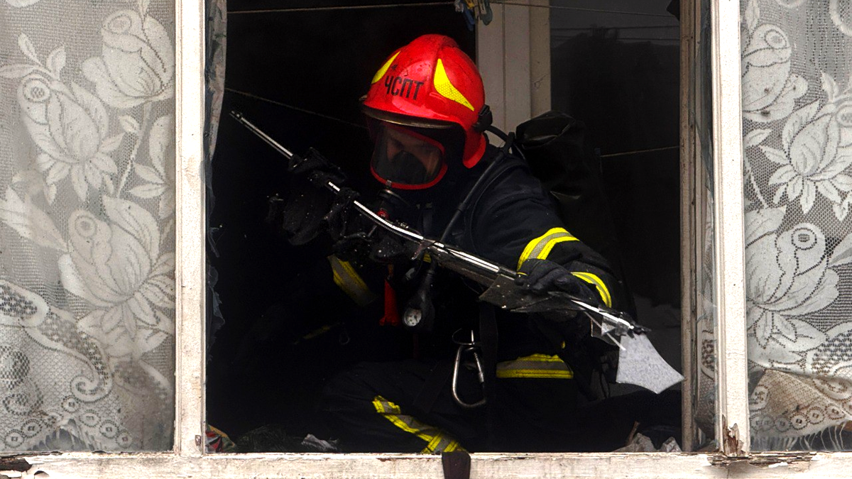 У пожежі на Прикарпатті загинули матір з сином 2