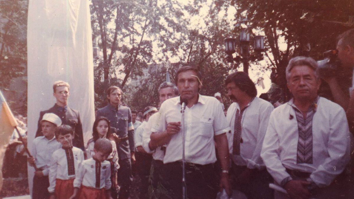 Як в Коломиї з'явився пам'ятник Степану Бандері ще до розпаду країни рад 1