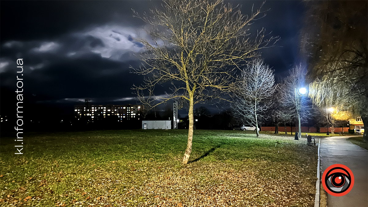 Вечірній спокій міста: фоторепортаж міського озера 11