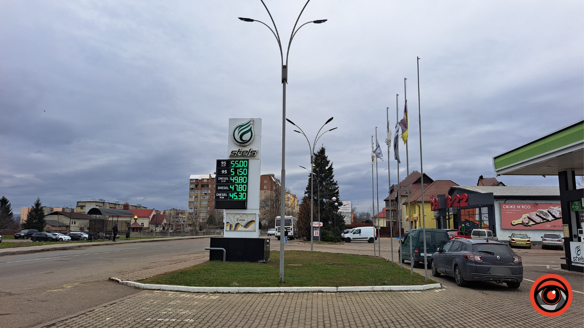 Скільки коштує пальне на АЗС Коломиї 20 грудня 5