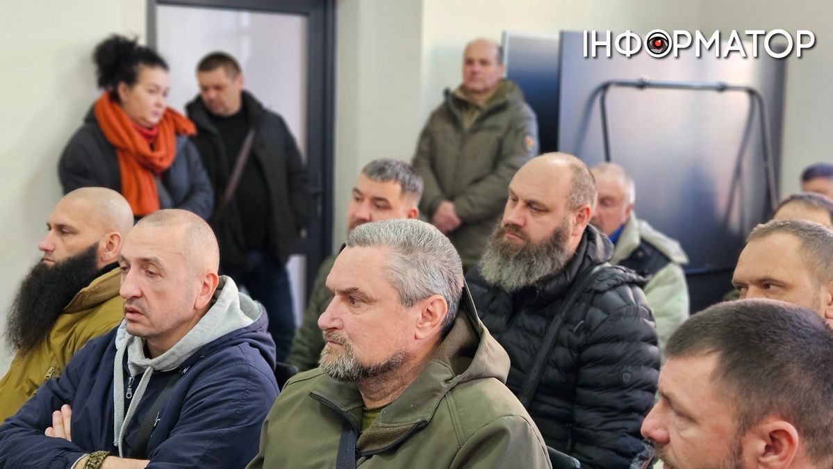 Захисники подали заяви в СБУ та поліцію, а жупанський назвав військових рядженими і стадом неповноцінних 4