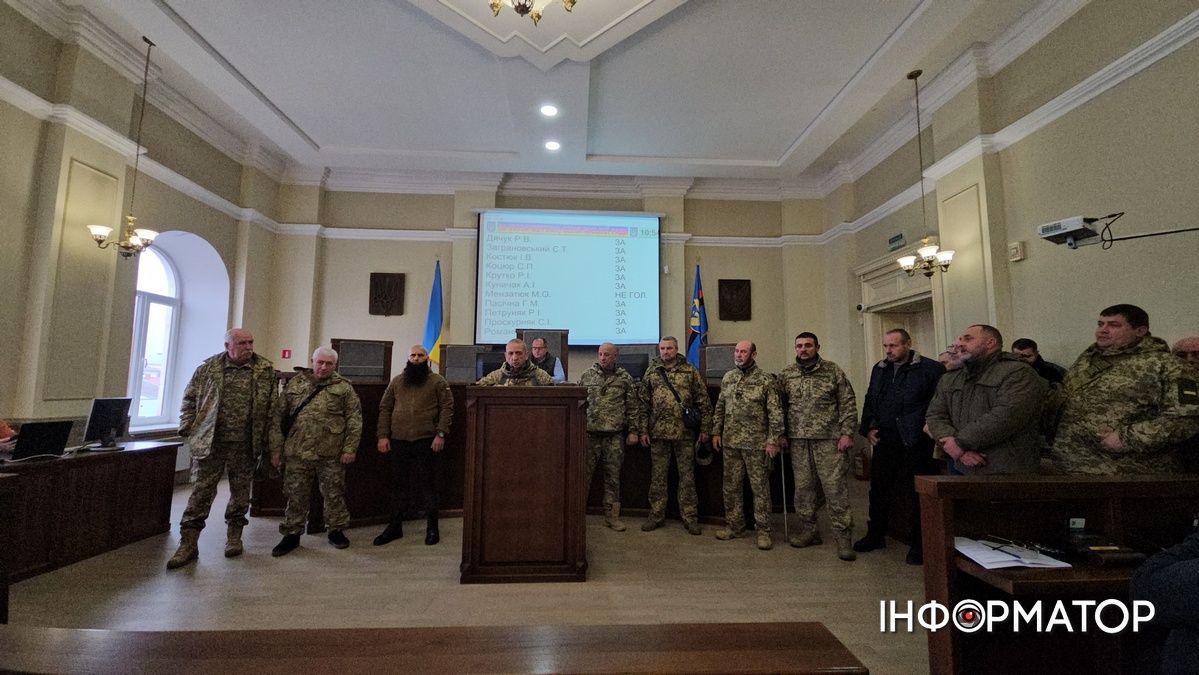 Щодо хамської поведінки жупанського коломийські депутати звернулися... до громади 4