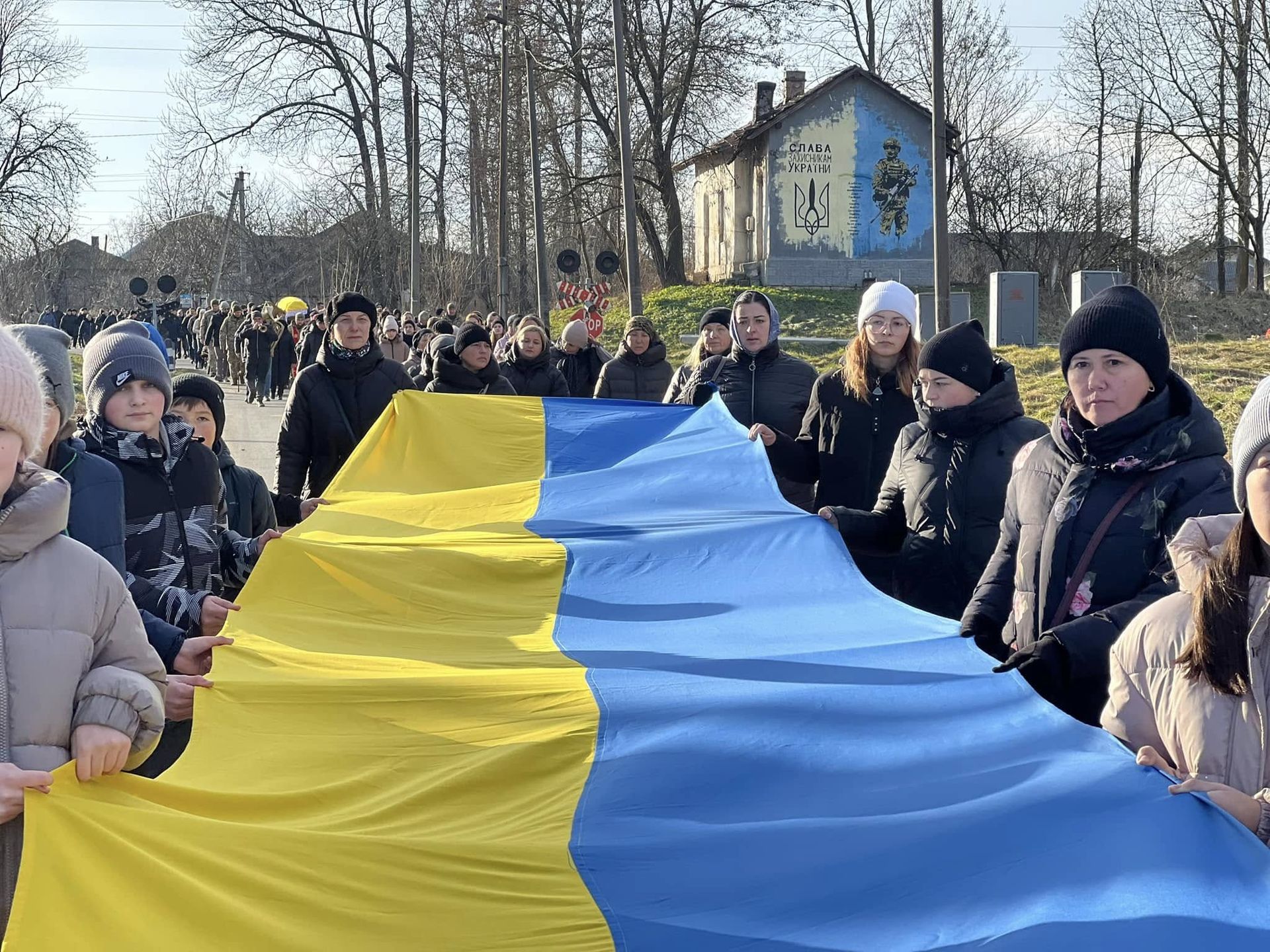 Отинійська громада попрощалась з полеглим Героєм Володимиром Крицьким 3