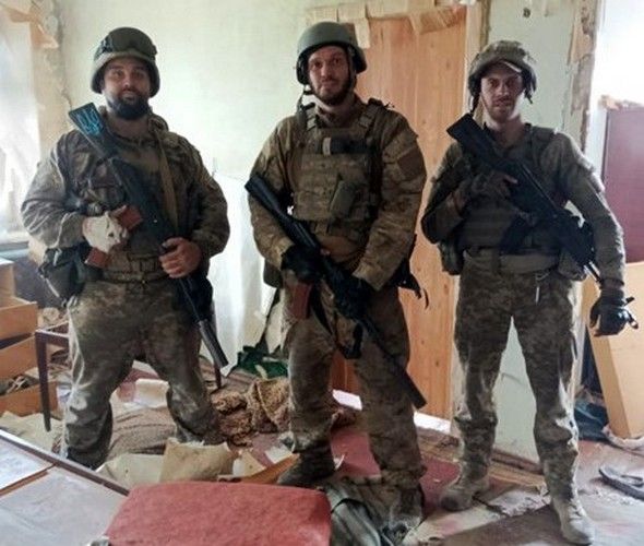 Колись футболіст, сьогодні - розвідник: історія воїна Дениса Щербанюка з Коломийщини 3