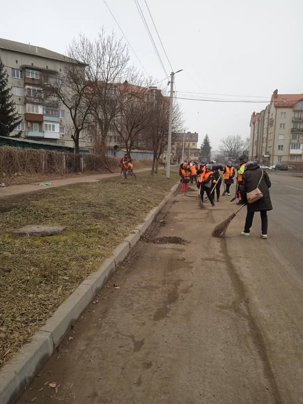 Комунальники Коломиї показали, що робили цього тижня 11
