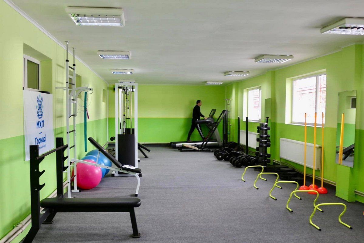 У Коломиї для ветеранів та людей з інвалідністю адаптували спортзал 2