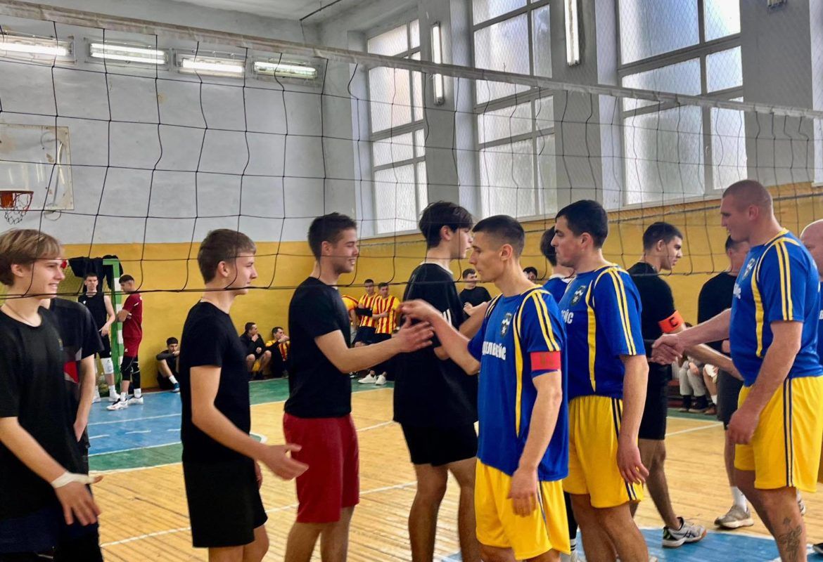 Коломийська команда з волейболу зайняла призове місце на обласних змаганнях до Дня Соборності України 1