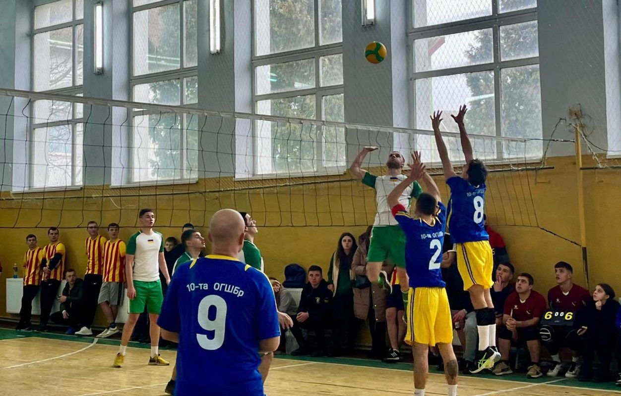 Коломийська команда з волейболу зайняла призове місце на обласних змаганнях до Дня Соборності України 2