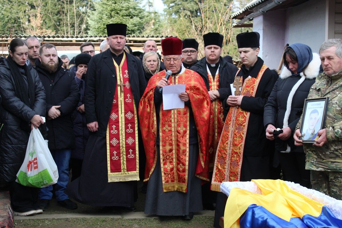 Назавжди 24: в Делятині попрощались з полеглим Героєм Артемом Самойленком 10