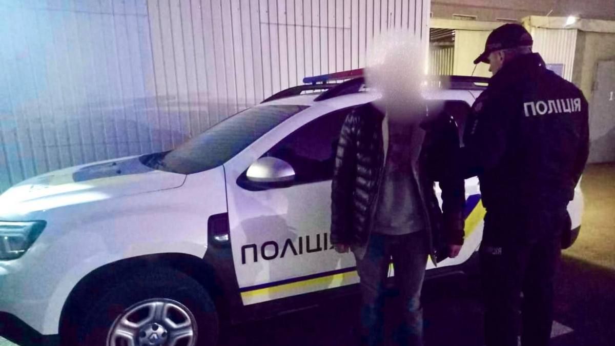 На Новий рік чоловік ледь не спалив магазин на Коломийщині 2